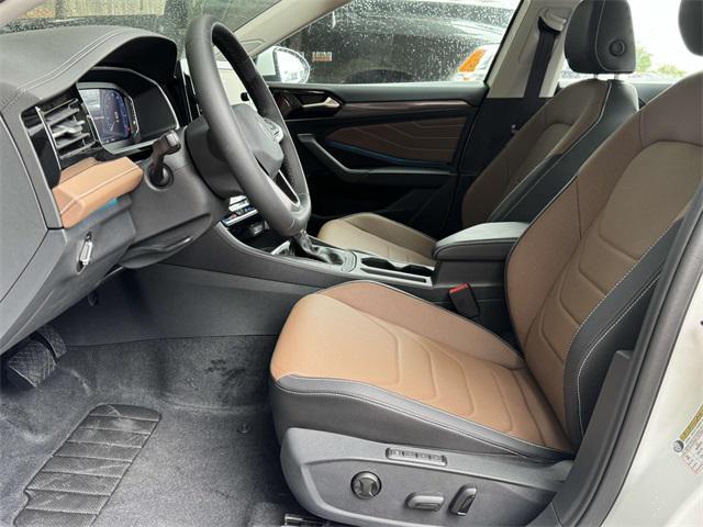 new 2025 Volkswagen Jetta car