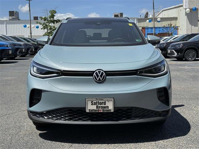 new 2025 Volkswagen ID.4 car, priced at $49,651
