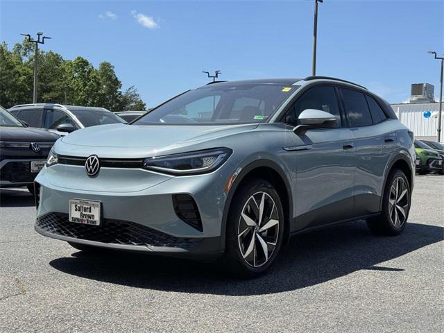 new 2025 Volkswagen ID.4 car, priced at $49,651