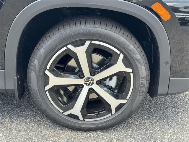 new 2025 Volkswagen Tiguan car, priced at $34,076
