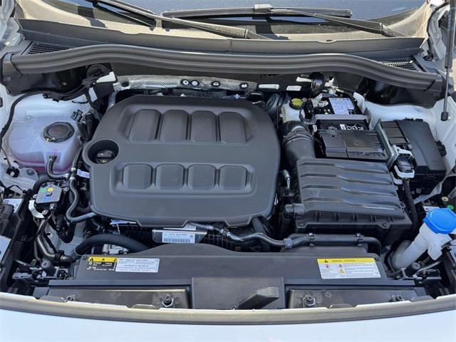 new 2025 Volkswagen Tiguan car, priced at $33,495