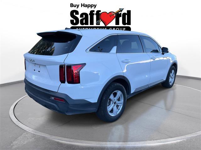 used 2023 Kia Sorento car, priced at $22,740
