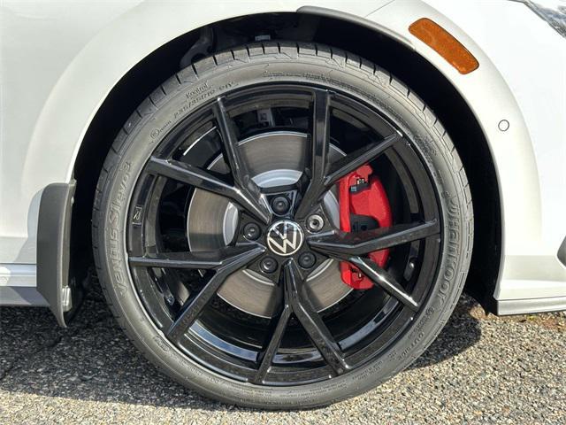 new 2024 Volkswagen Golf GTI car, priced at $42,491