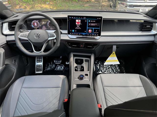 new 2025 Volkswagen Tiguan car, priced at $37,986