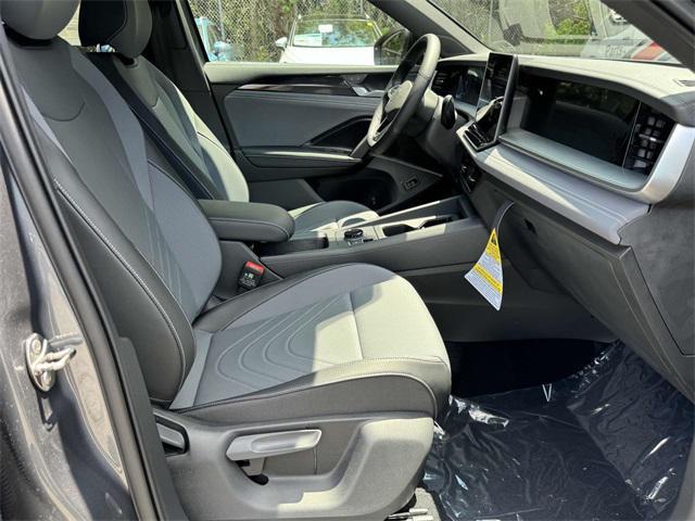 new 2025 Volkswagen Tiguan car, priced at $37,986