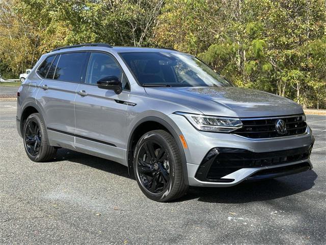 new 2024 Volkswagen Tiguan car, priced at $38,442