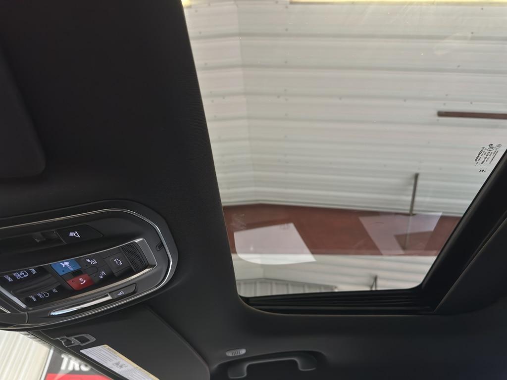 new 2025 Jeep Grand Cherokee L car, priced at $48,050