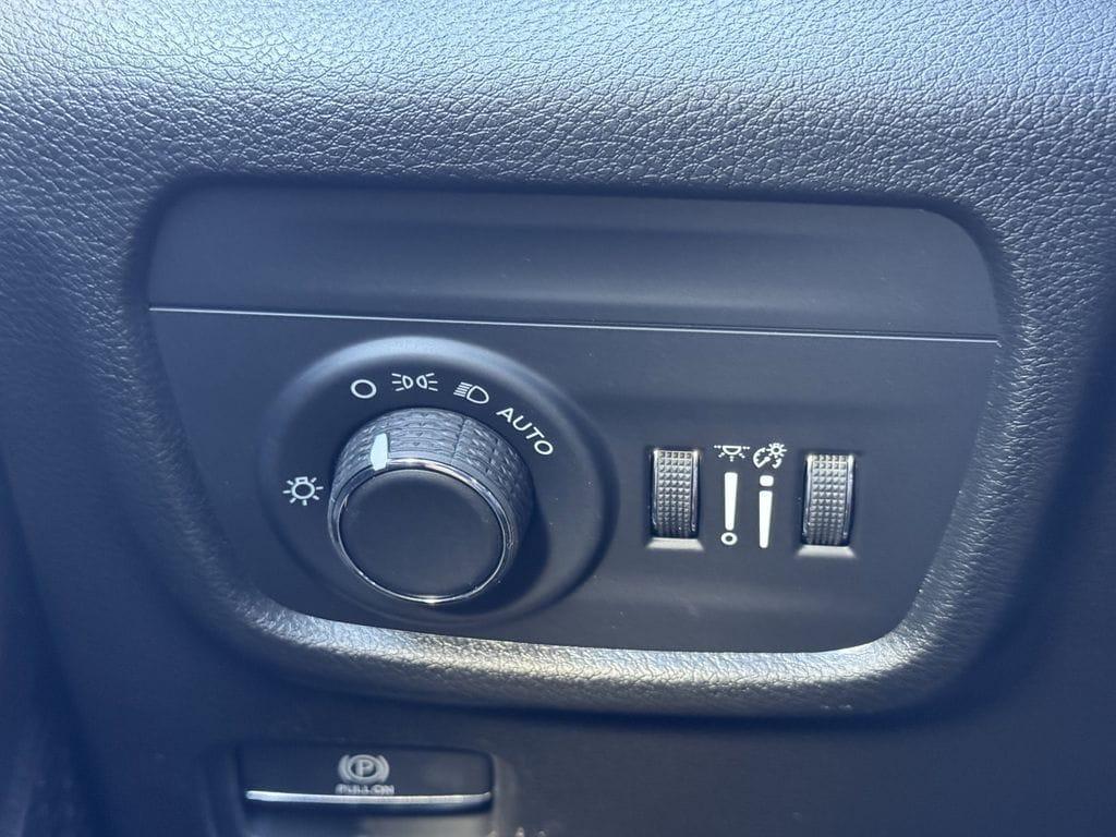 new 2025 Jeep Grand Cherokee L car, priced at $48,050