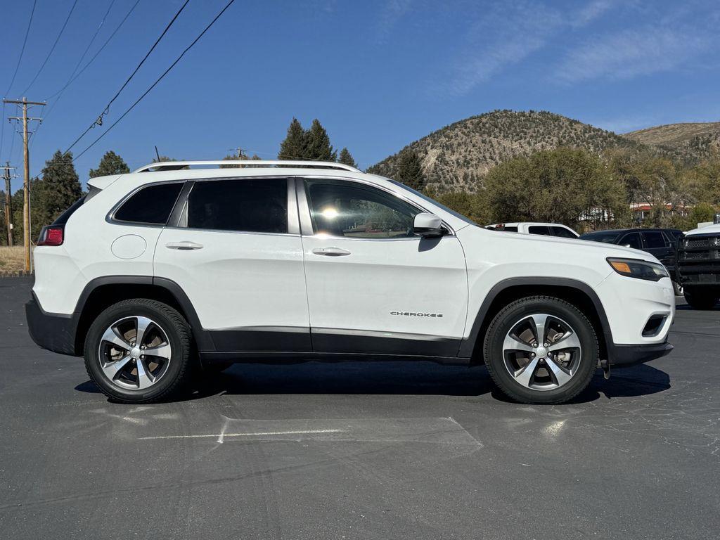 used 2019 Jeep Cherokee car, priced at $19,583