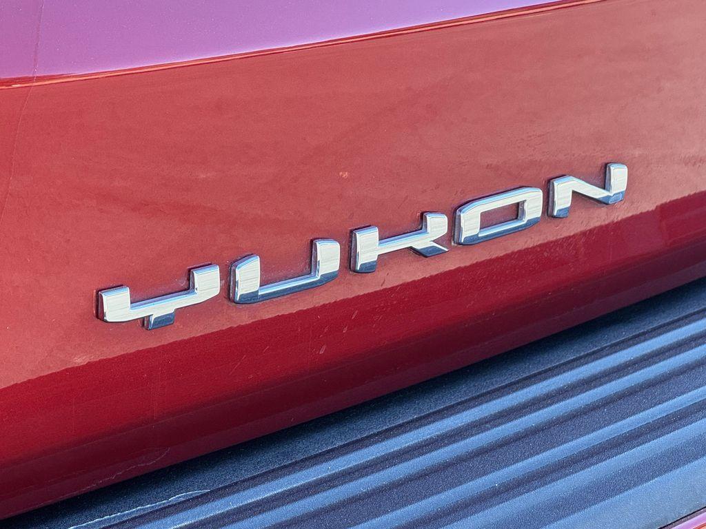 used 2023 GMC Yukon car, priced at $59,984