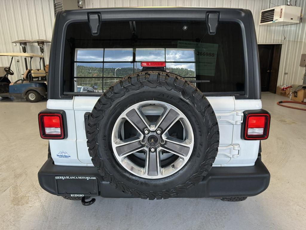 used 2022 Jeep Wrangler Unlimited car, priced at $31,984