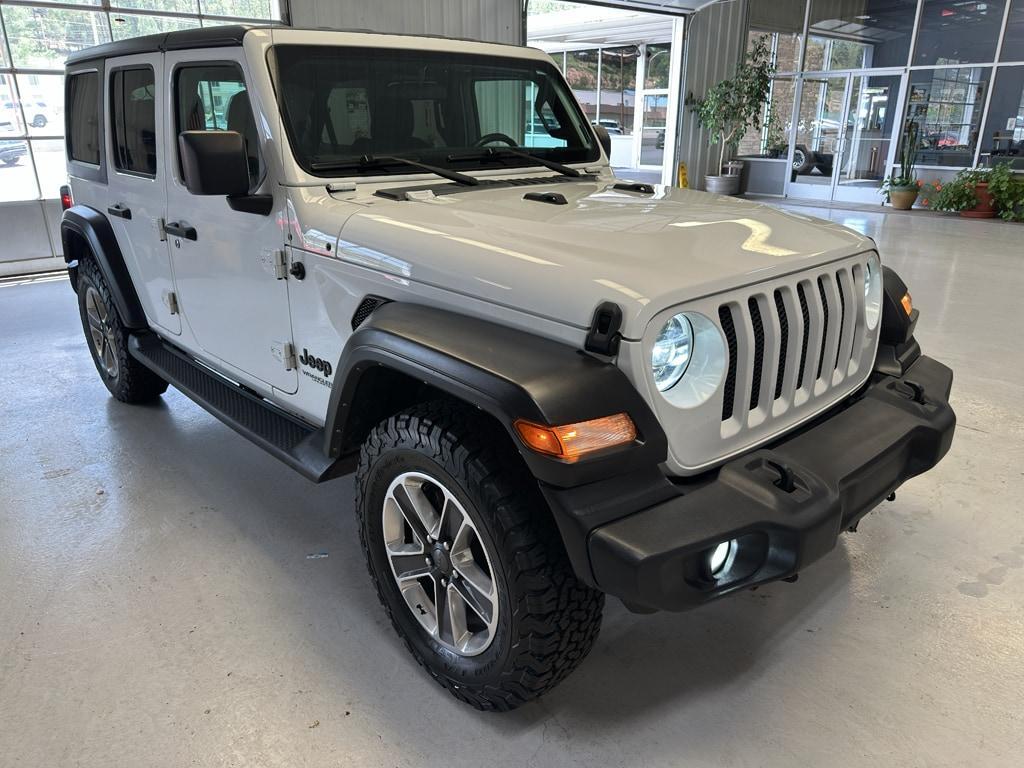 used 2022 Jeep Wrangler Unlimited car, priced at $31,984