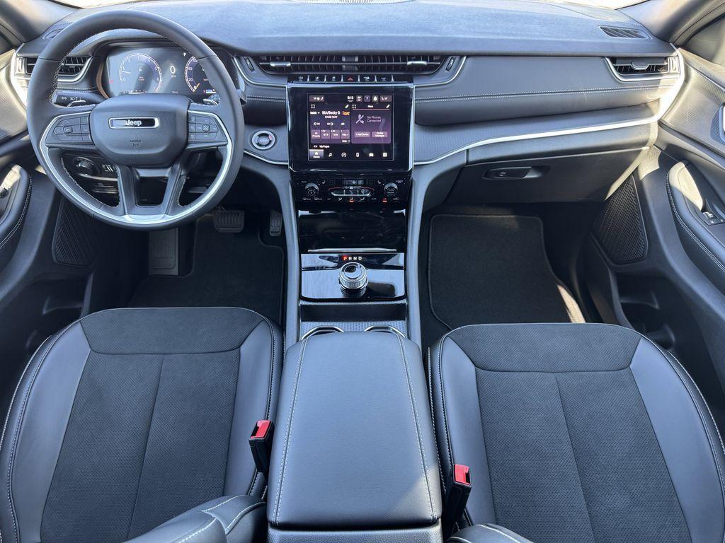 new 2025 Jeep Grand Cherokee L car, priced at $48,050