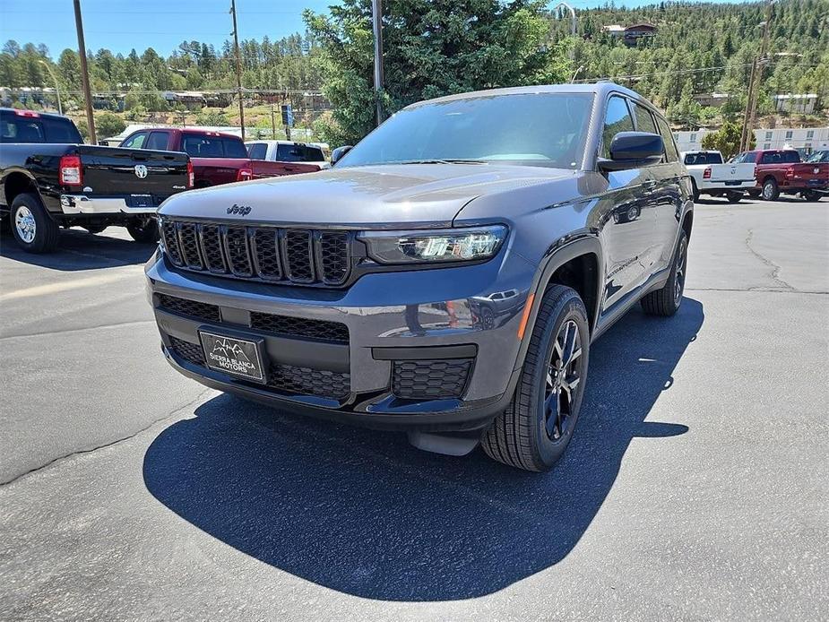 new 2024 Jeep Grand Cherokee L car, priced at $43,720