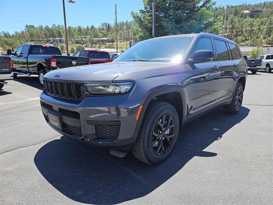 new 2024 Jeep Grand Cherokee L car, priced at $43,720