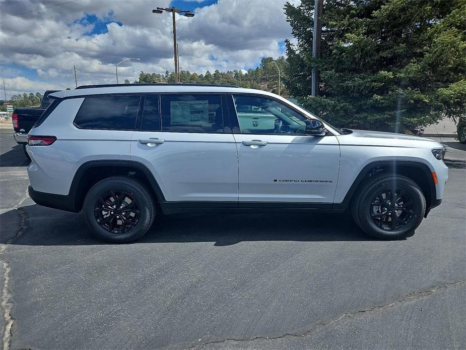 new 2024 Jeep Grand Cherokee L car, priced at $43,856