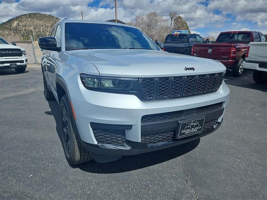 new 2024 Jeep Grand Cherokee L car, priced at $43,856