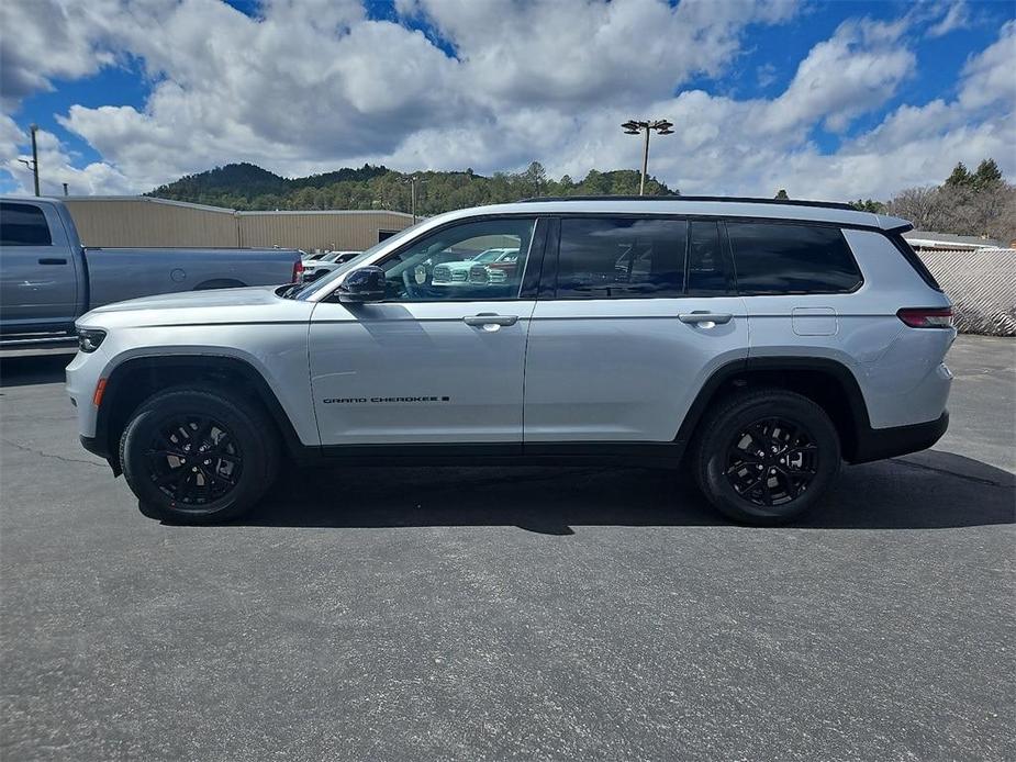 new 2024 Jeep Grand Cherokee L car, priced at $43,856