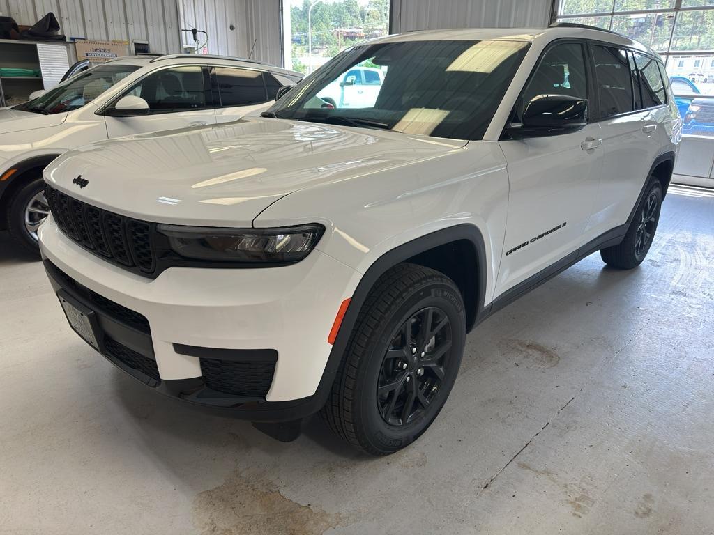 new 2025 Jeep Grand Cherokee L car, priced at $45,630