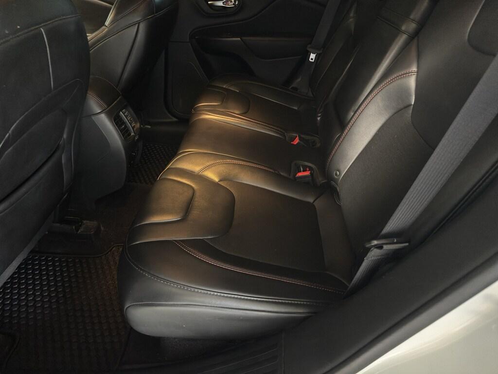 used 2019 Jeep Cherokee car, priced at $23,984