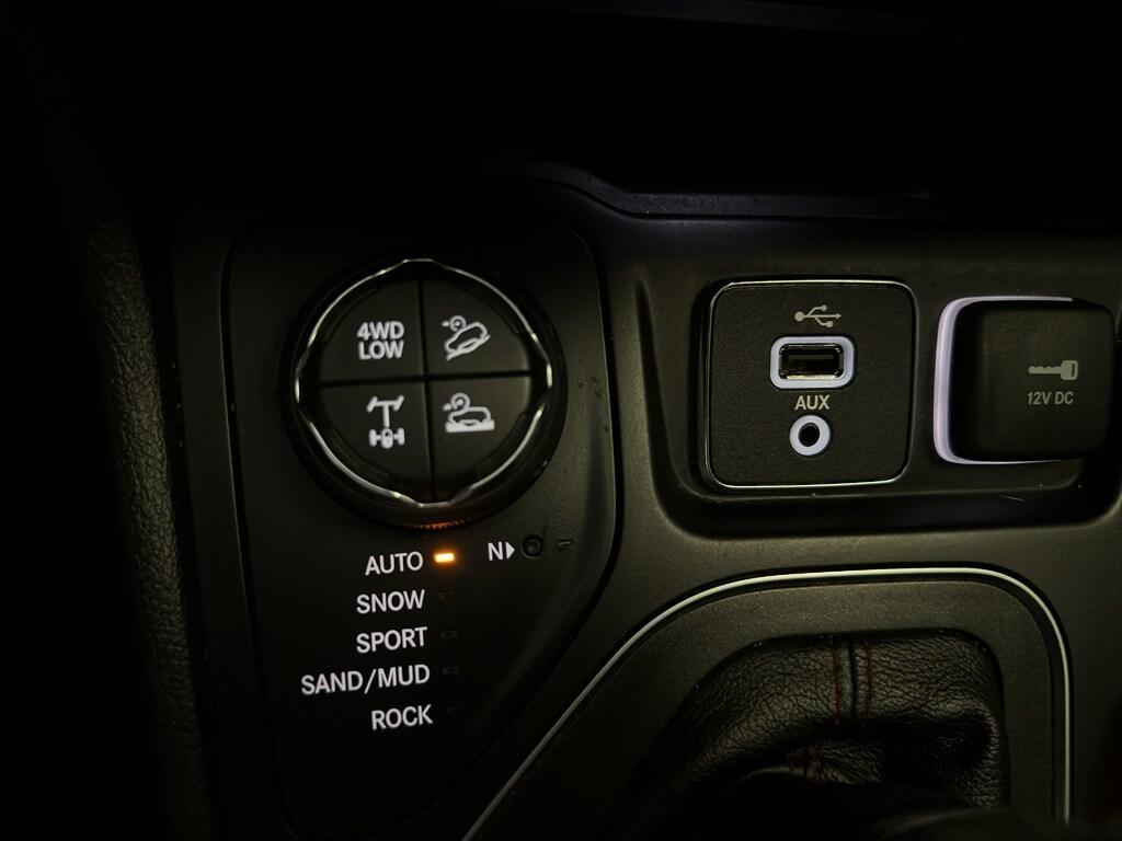 used 2019 Jeep Cherokee car, priced at $23,984