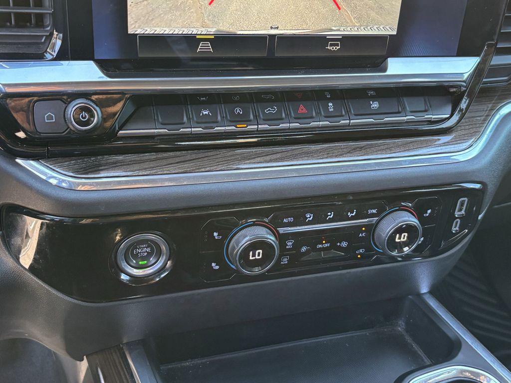 used 2023 Chevrolet Silverado 1500 car, priced at $39,984