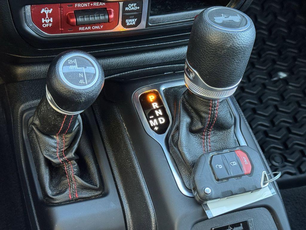 used 2021 Jeep Wrangler Unlimited car, priced at $37,984