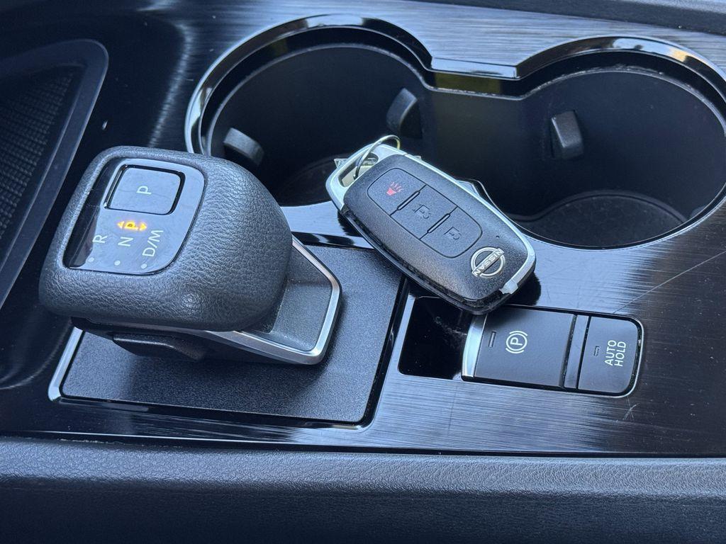 used 2023 Nissan Rogue car, priced at $21,984