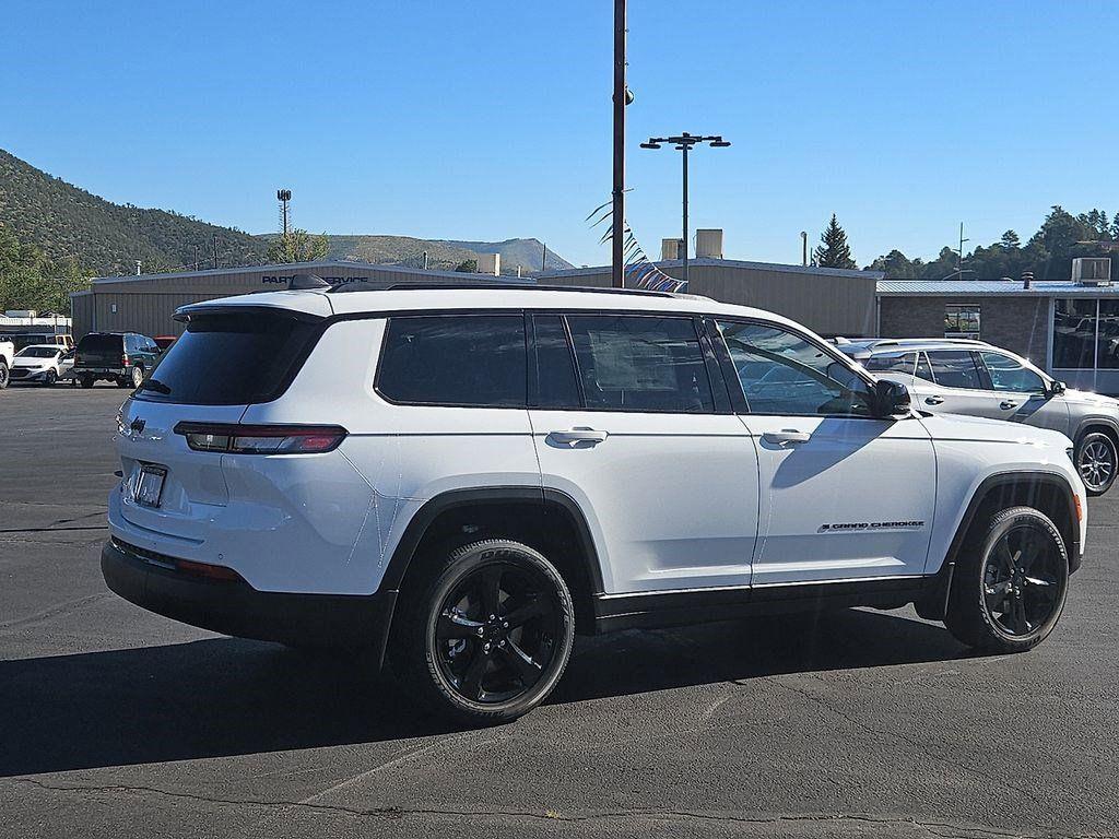 new 2025 Jeep Grand Cherokee L car, priced at $48,450