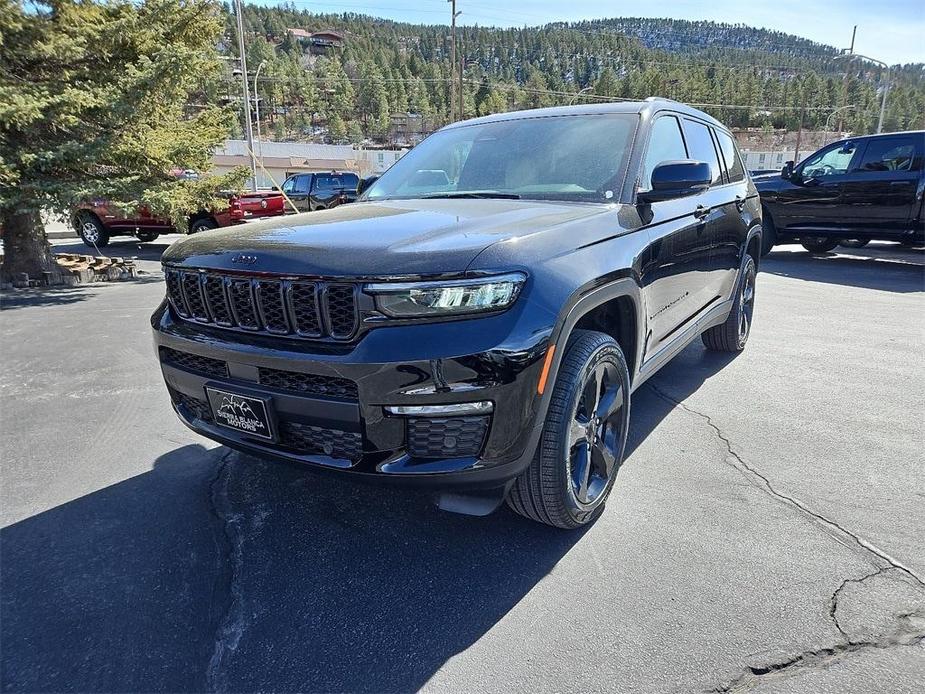 new 2024 Jeep Grand Cherokee L car, priced at $53,528