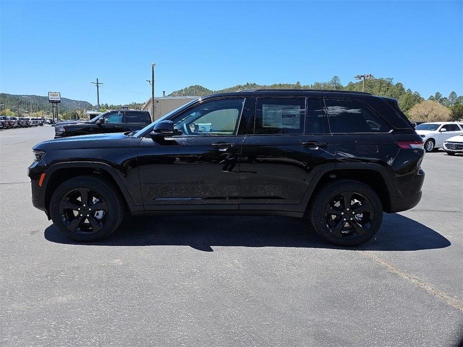 new 2024 Jeep Grand Cherokee car, priced at $53,228