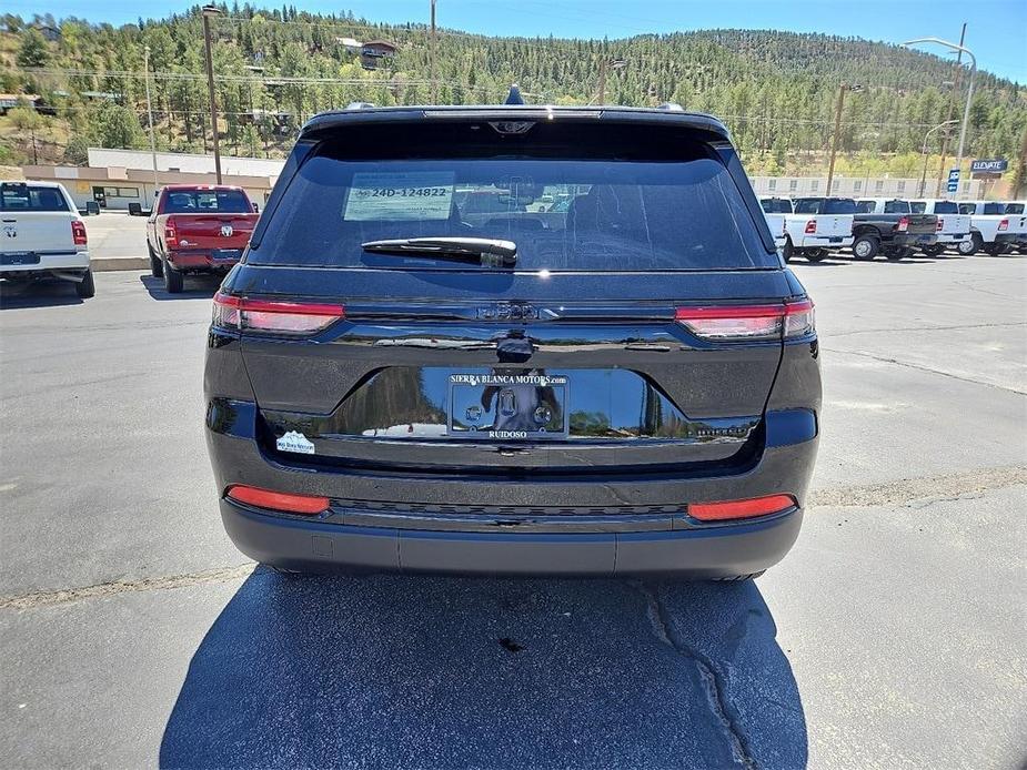 new 2024 Jeep Grand Cherokee car, priced at $53,228