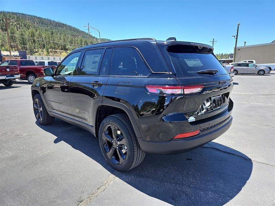 new 2024 Jeep Grand Cherokee car, priced at $53,228