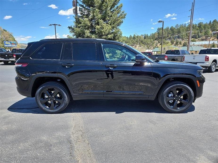 new 2024 Jeep Grand Cherokee car, priced at $53,228