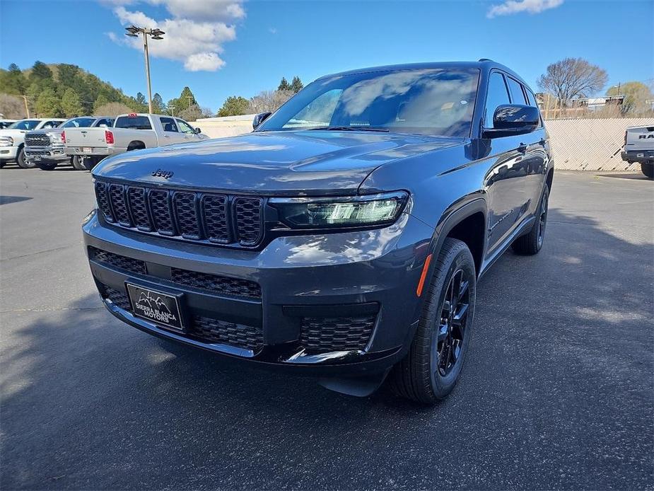 new 2024 Jeep Grand Cherokee L car, priced at $45,220