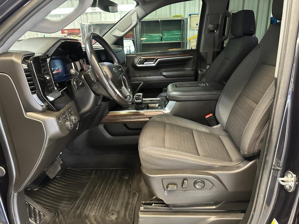 used 2022 Chevrolet Silverado 1500 car, priced at $39,968