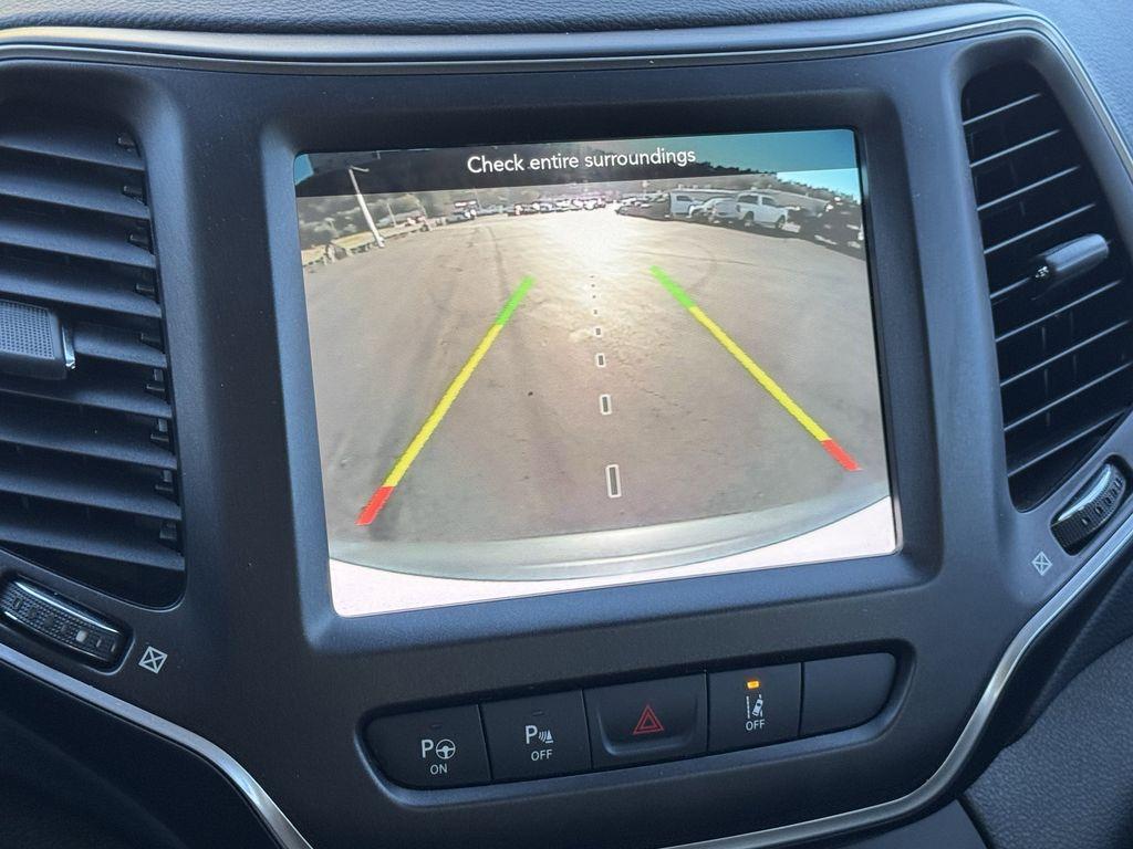 used 2021 Jeep Cherokee car, priced at $22,850