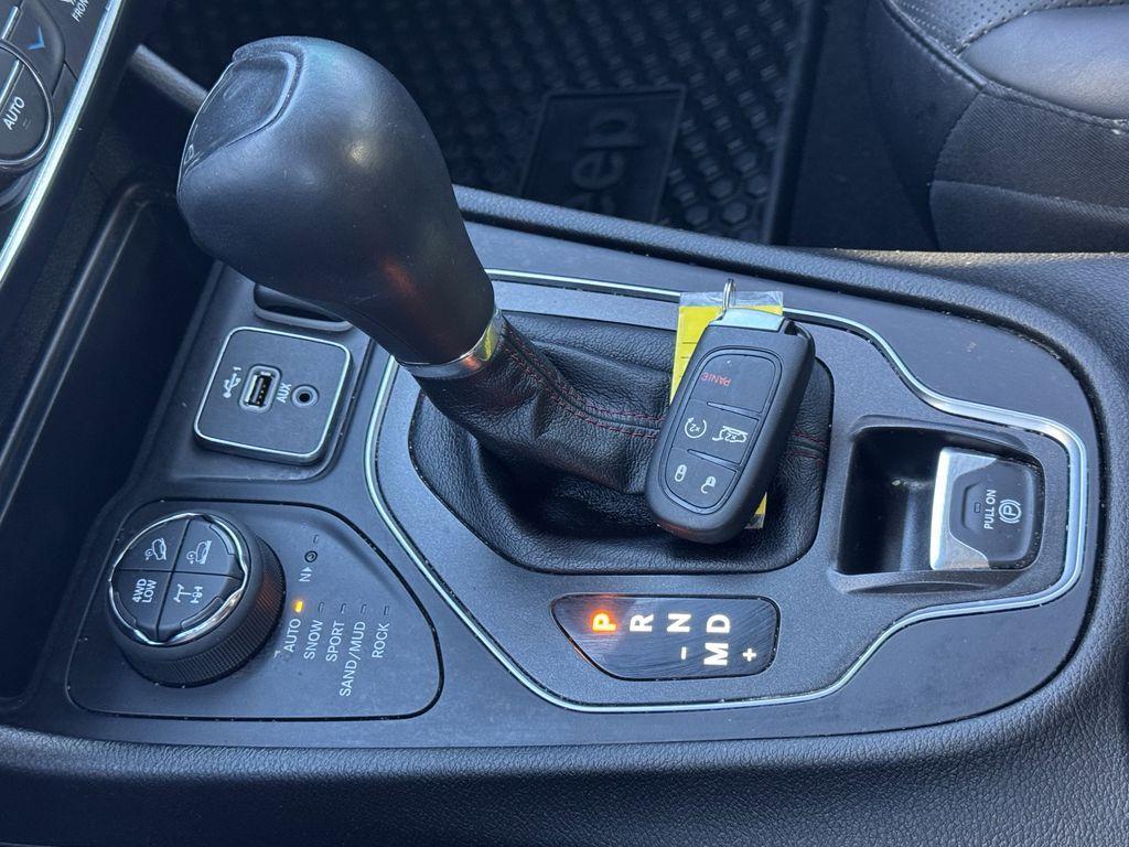 used 2021 Jeep Cherokee car, priced at $22,850