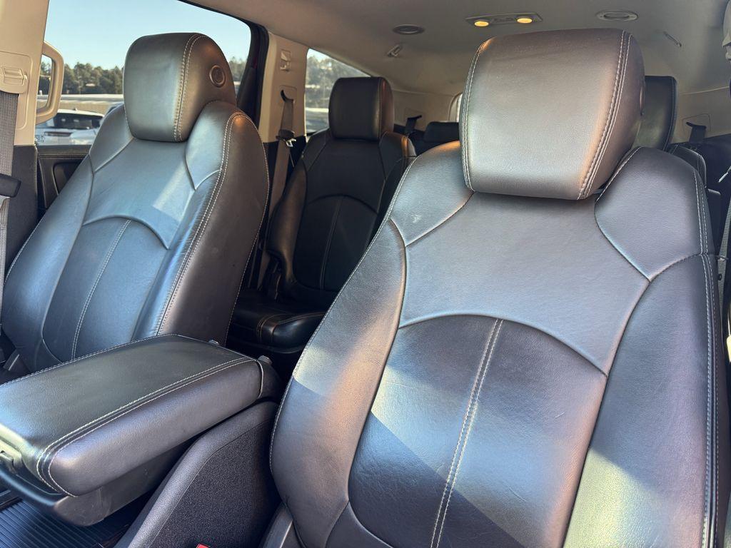 used 2016 Chevrolet Traverse car, priced at $10,984