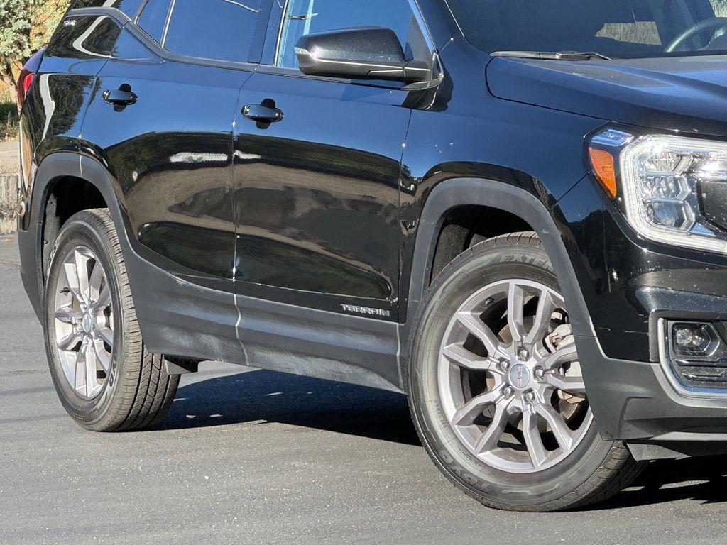 used 2024 GMC Terrain car, priced at $26,868