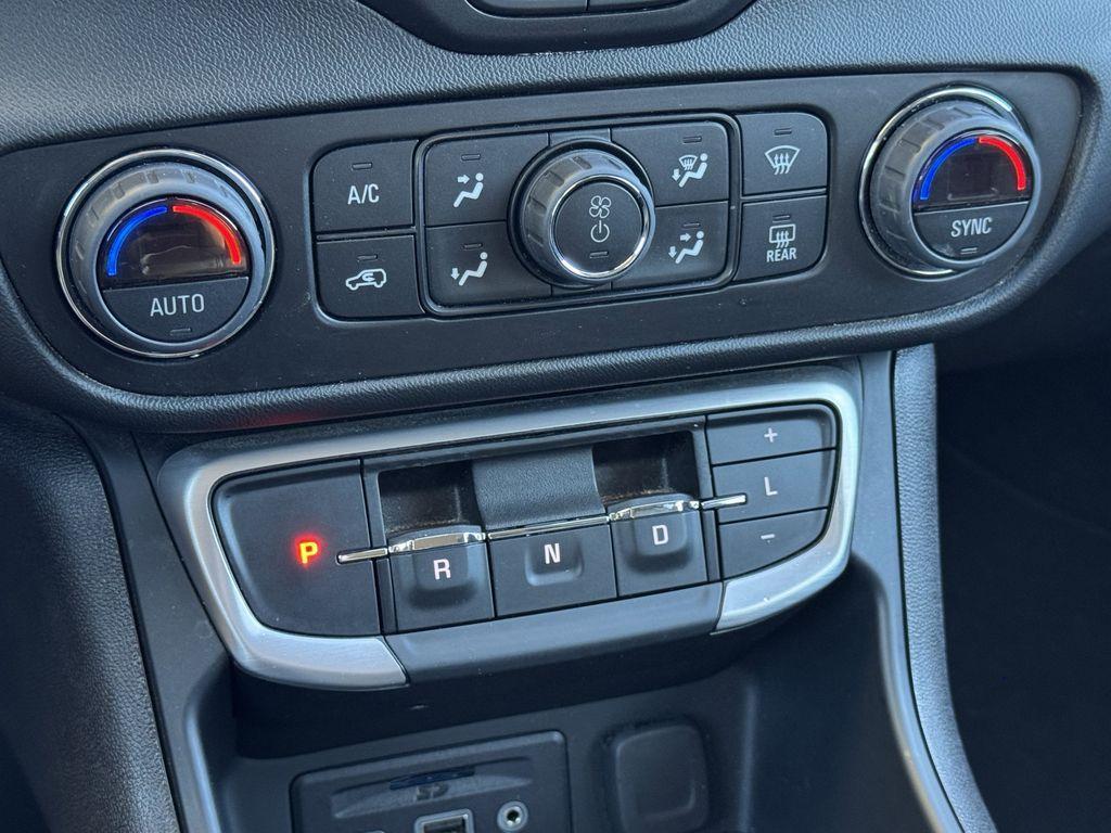 used 2024 GMC Terrain car, priced at $26,868