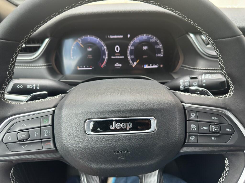 new 2025 Jeep Grand Cherokee L car, priced at $49,725