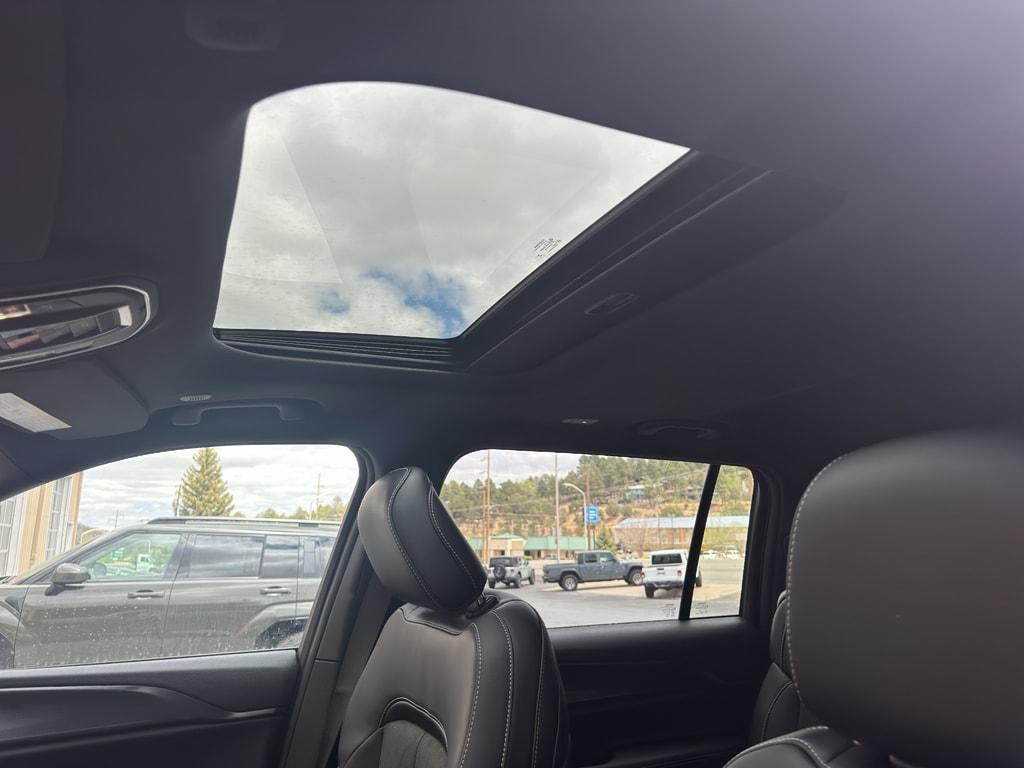 new 2025 Jeep Grand Cherokee L car, priced at $49,725