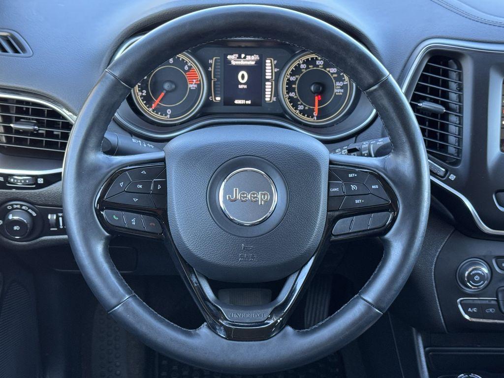 used 2020 Jeep Cherokee car, priced at $20,984