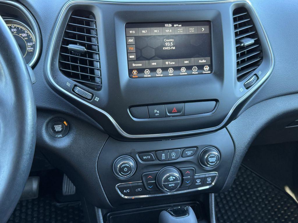 used 2020 Jeep Cherokee car, priced at $20,984