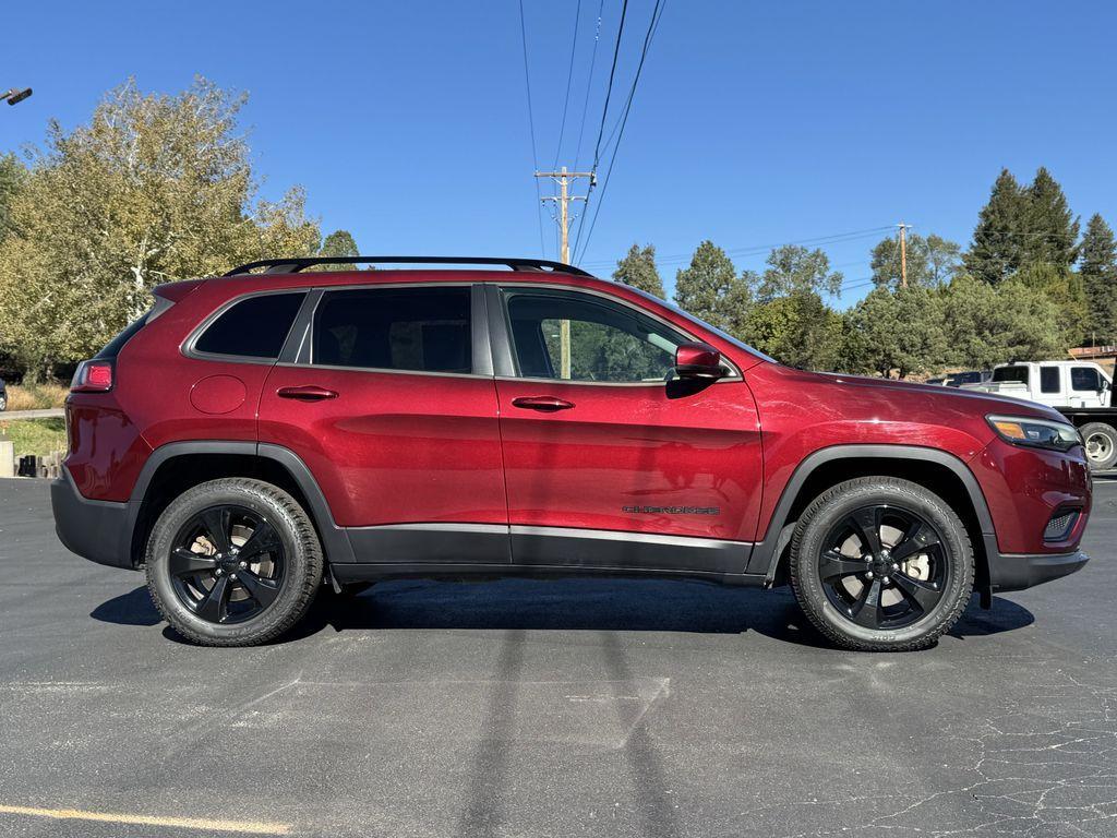 used 2020 Jeep Cherokee car, priced at $20,984