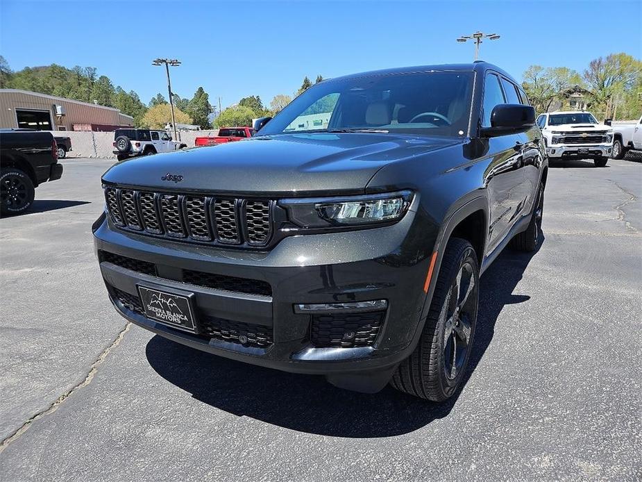 new 2024 Jeep Grand Cherokee L car, priced at $53,528