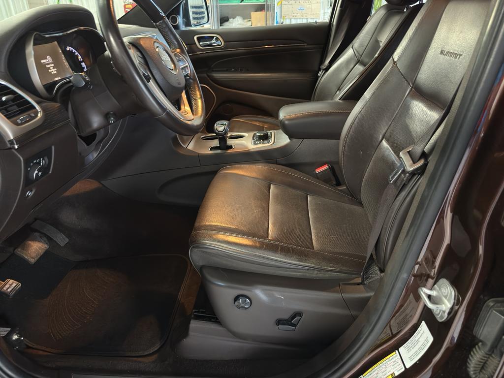 used 2014 Jeep Grand Cherokee car, priced at $13,984