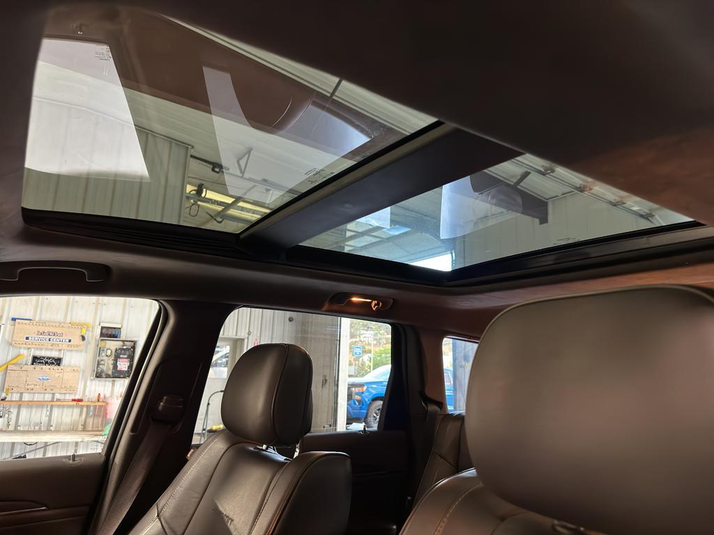used 2014 Jeep Grand Cherokee car, priced at $13,984