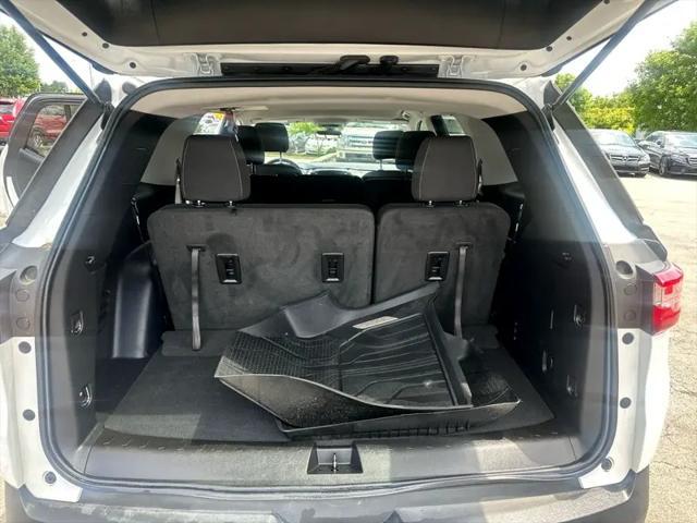 used 2020 Chevrolet Traverse car, priced at $12,990
